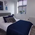 Stylish City Apartments - Leicester